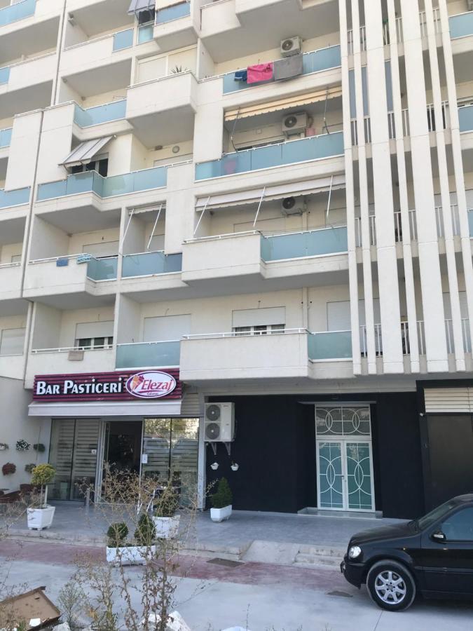 Lucky Lux Apartment Vlore Exterior photo
