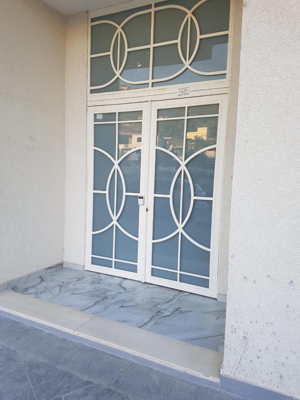 Lucky Lux Apartment Vlore Exterior photo