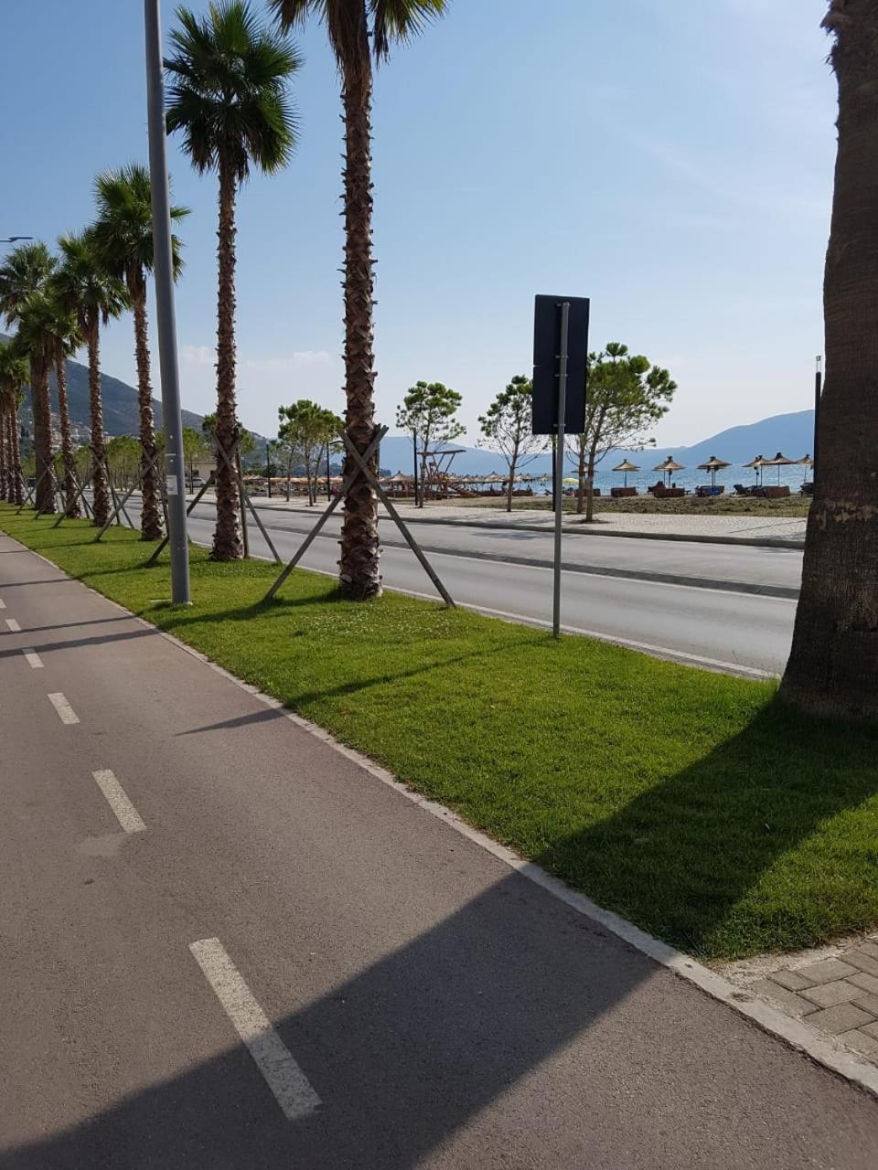 Lucky Lux Apartment Vlore Exterior photo
