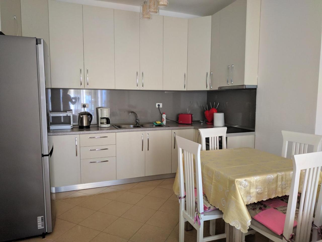 Lucky Lux Apartment Vlore Exterior photo