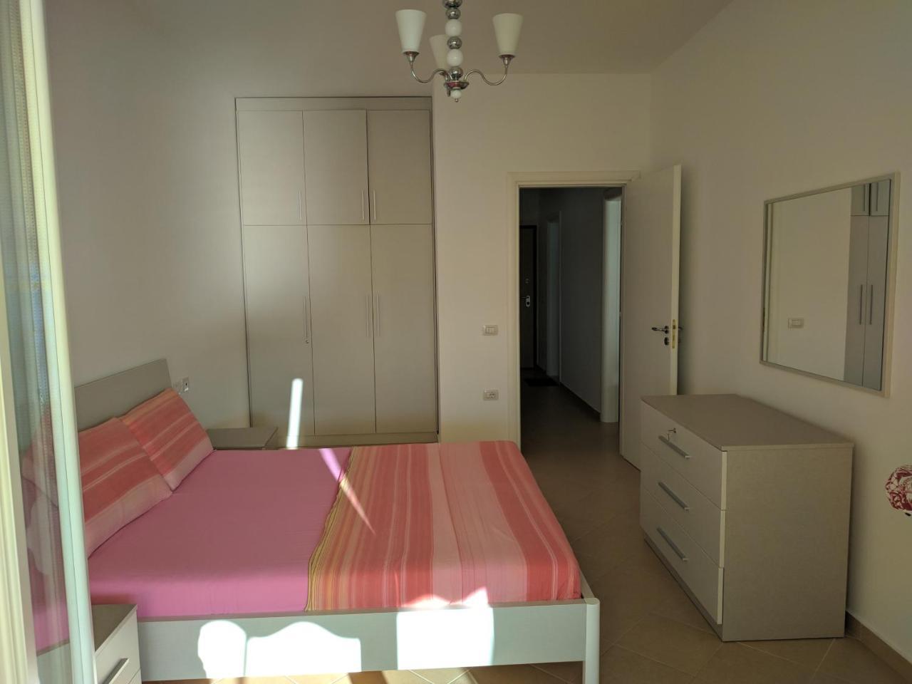 Lucky Lux Apartment Vlore Exterior photo